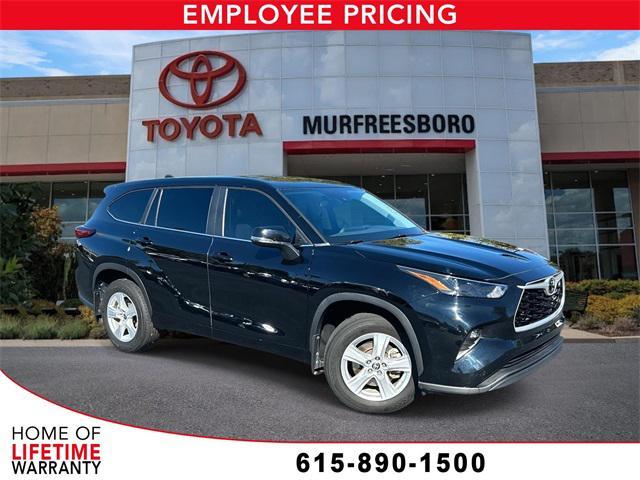 used 2023 Toyota Highlander car, priced at $31,952