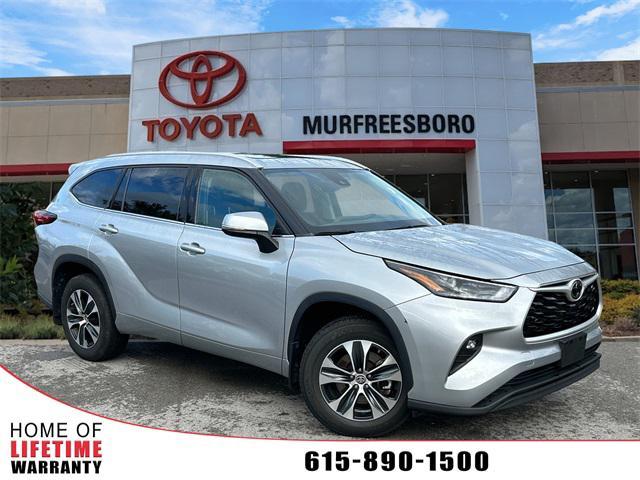 used 2022 Toyota Highlander car, priced at $37,619