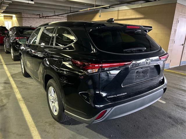 used 2024 Toyota Highlander car