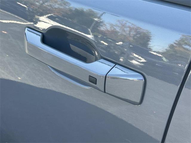 used 2024 Hyundai Santa Fe car, priced at $31,500