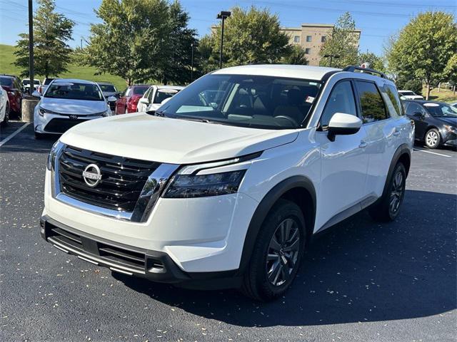 used 2025 Nissan Pathfinder car, priced at $35,940