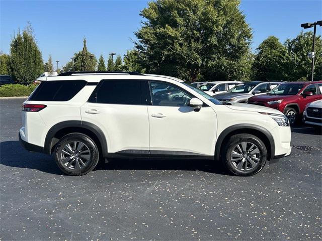 used 2025 Nissan Pathfinder car, priced at $35,940