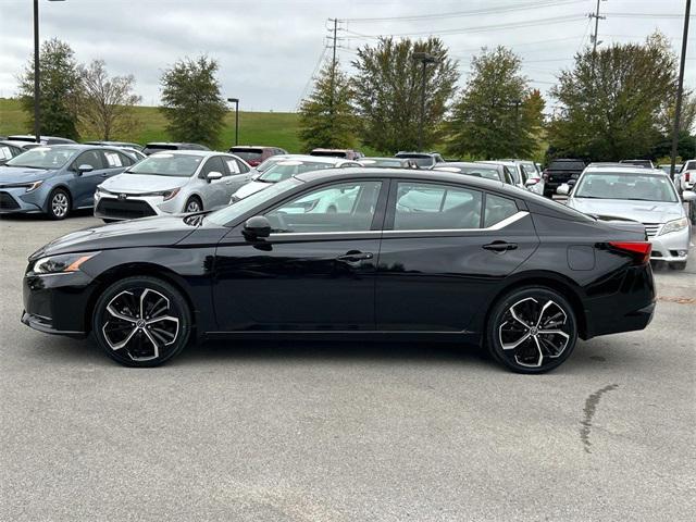 used 2023 Nissan Altima car, priced at $25,962