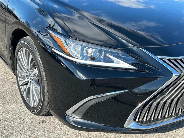 used 2021 Lexus ES 350 car, priced at $33,925