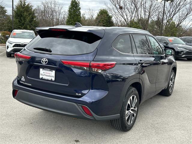 used 2021 Toyota Highlander car, priced at $30,870