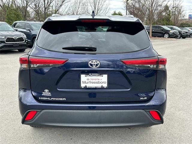 used 2021 Toyota Highlander car, priced at $30,870