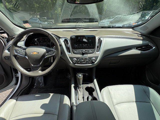 used 2018 Chevrolet Malibu car, priced at $9,987