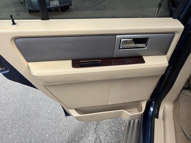 used 2014 Ford Expedition car, priced at $9,497