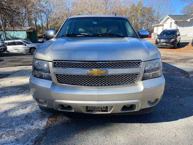 used 2014 Chevrolet Suburban car, priced at $12,997