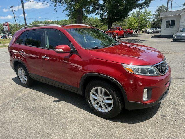 used 2015 Kia Sorento car, priced at $9,497