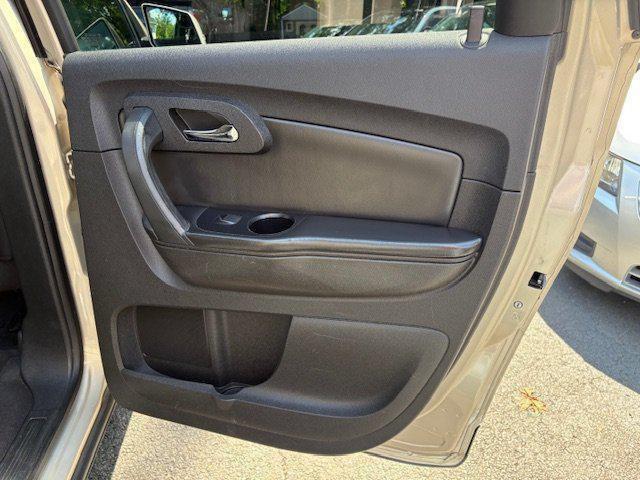 used 2012 Chevrolet Traverse car, priced at $6,497