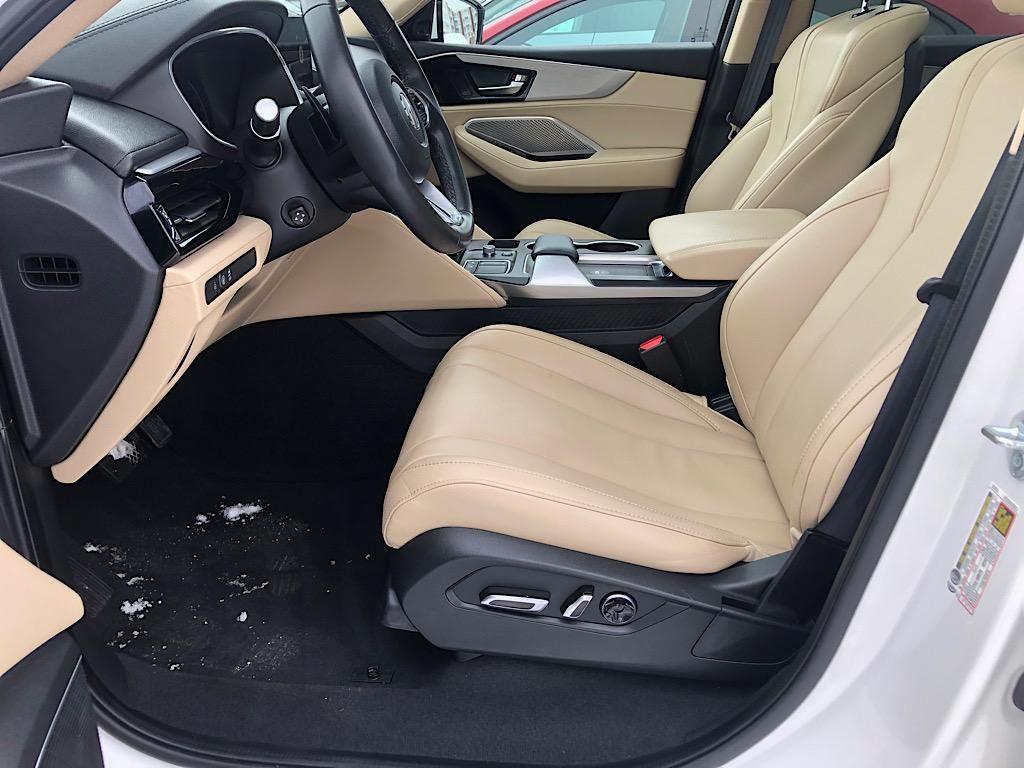 used 2023 Acura MDX car, priced at $38,093