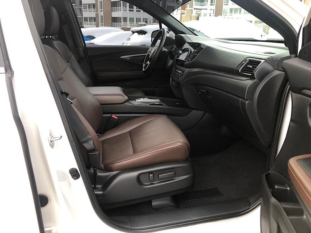 used 2024 Honda Ridgeline car, priced at $33,606