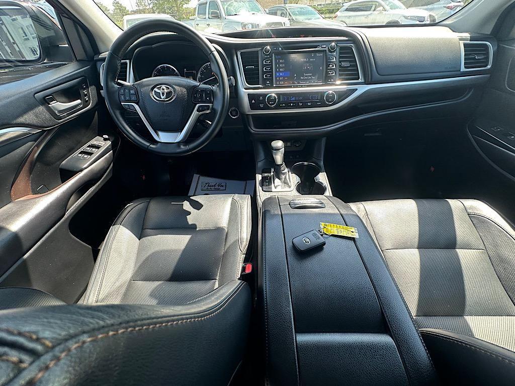 used 2018 Toyota Highlander car, priced at $23,990