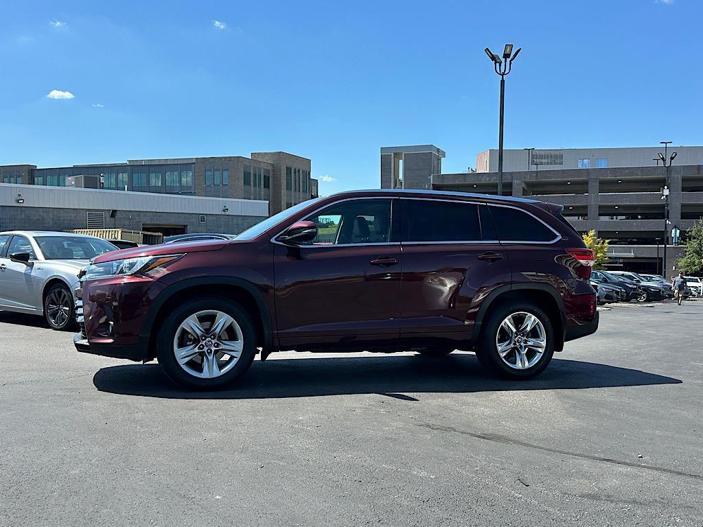 used 2018 Toyota Highlander car, priced at $23,990