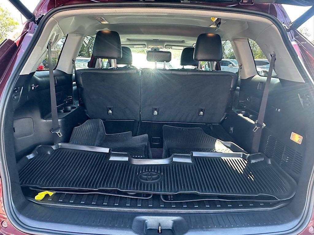 used 2018 Toyota Highlander car, priced at $23,990