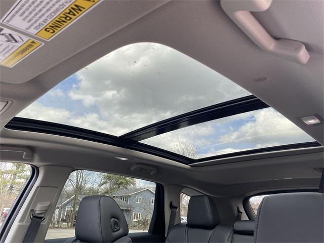 new 2025 Acura MDX car, priced at $55,350