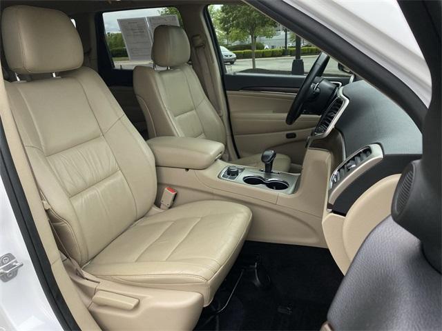 used 2015 Jeep Grand Cherokee car, priced at $11,592
