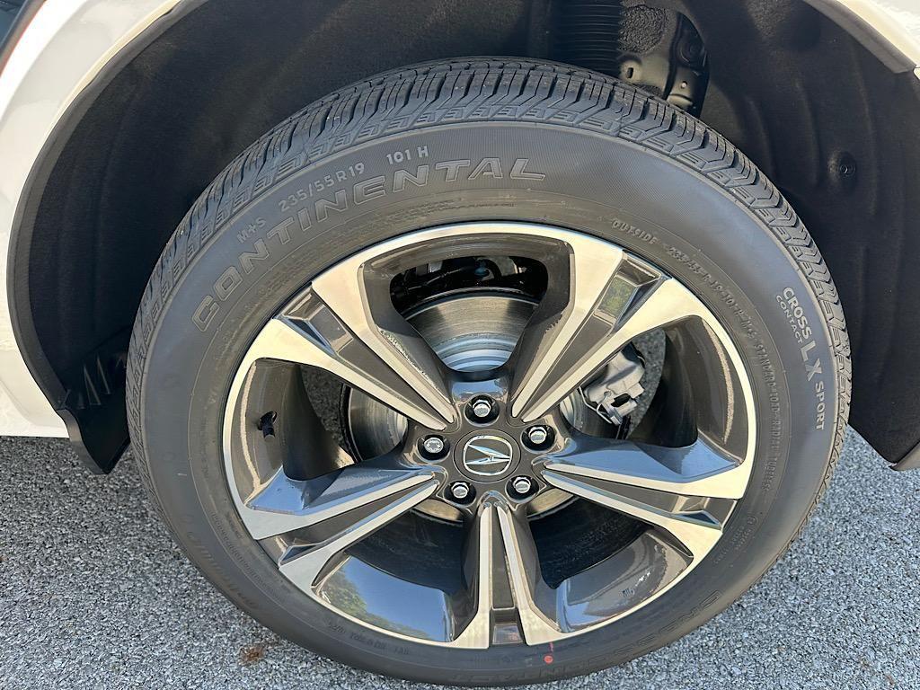 new 2025 Acura RDX car, priced at $49,250