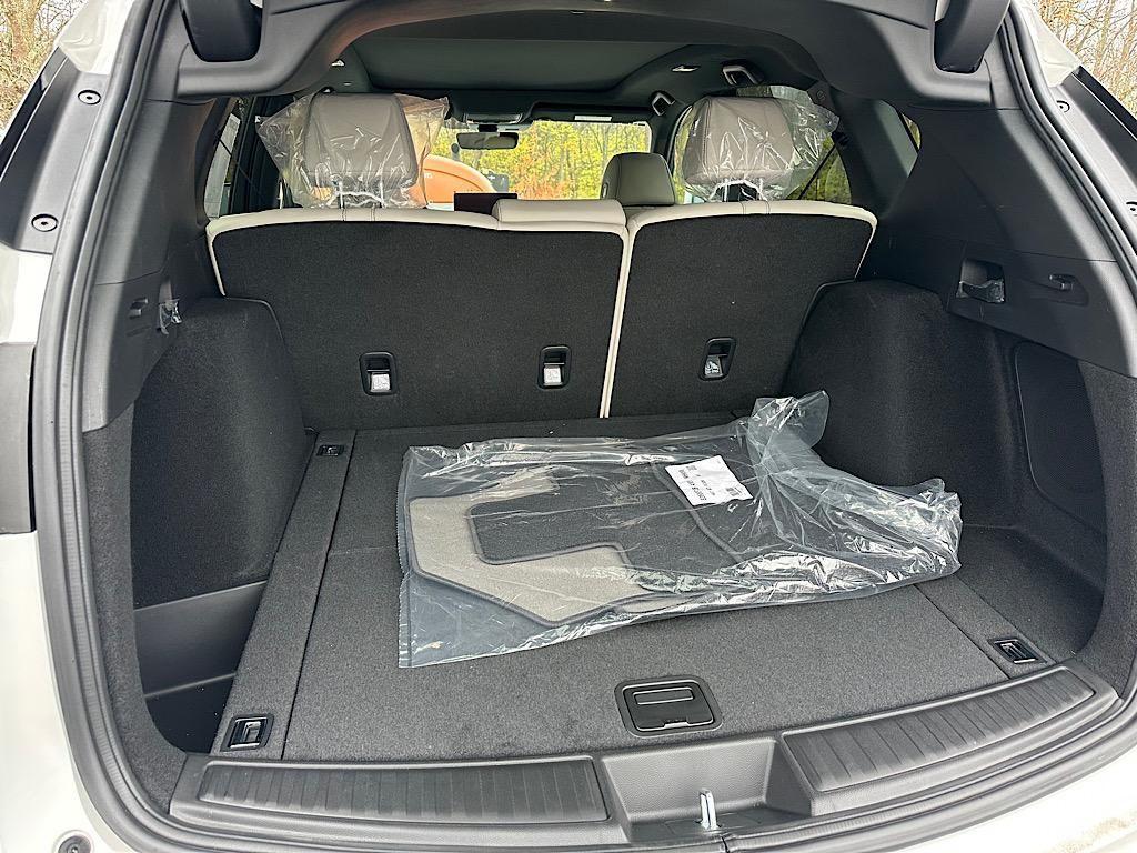 new 2026 Acura RDX car, priced at $47,050