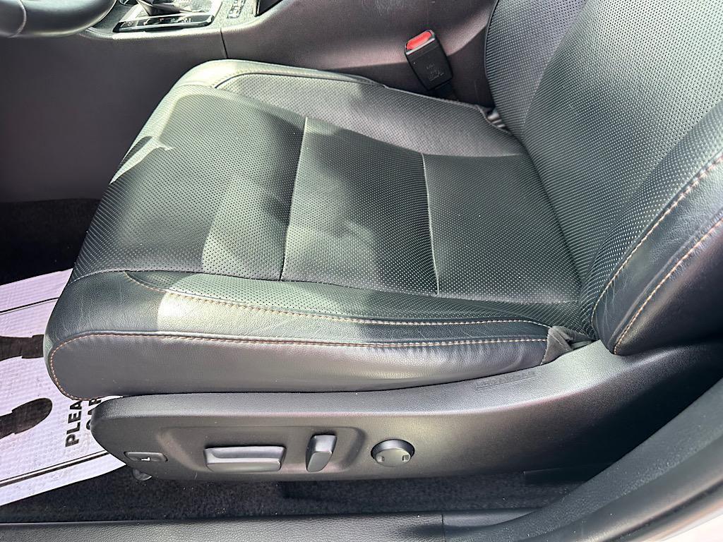 used 2019 Toyota Highlander car, priced at $24,999