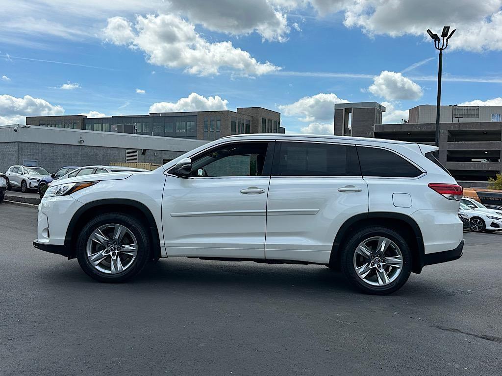 used 2019 Toyota Highlander car, priced at $24,999