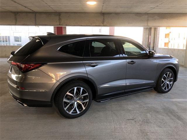 used 2023 Acura MDX car, priced at $43,819