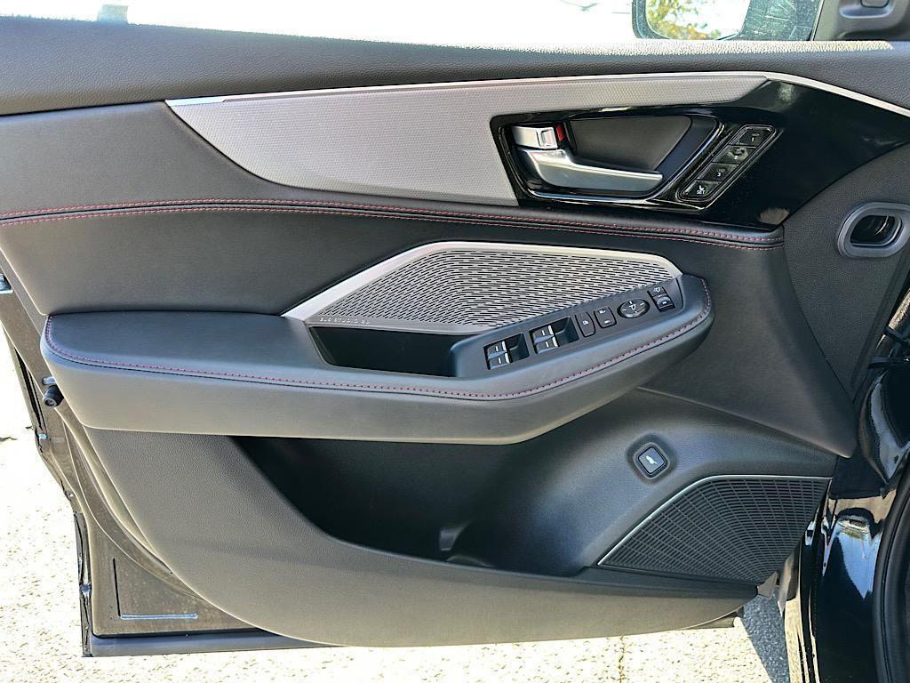 used 2023 Acura MDX car, priced at $42,277