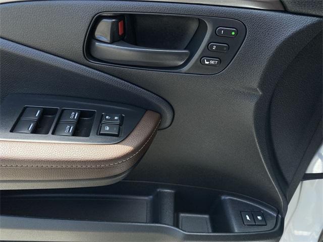 used 2024 Honda Passport car, priced at $37,514