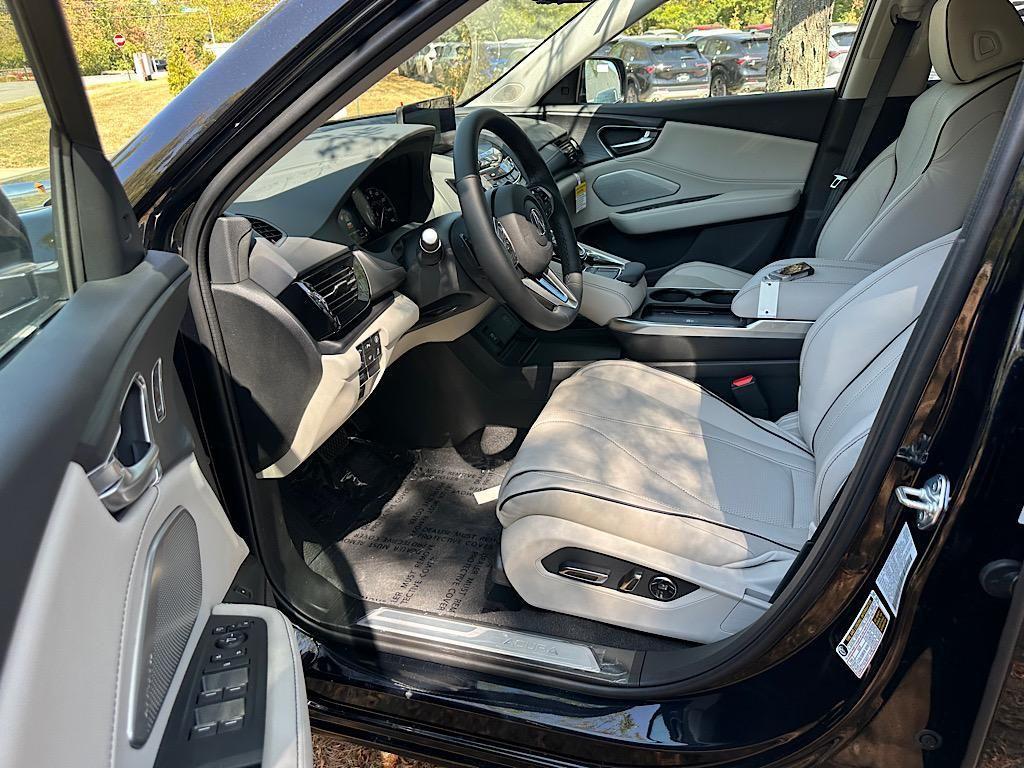 new 2025 Acura RDX car, priced at $54,400