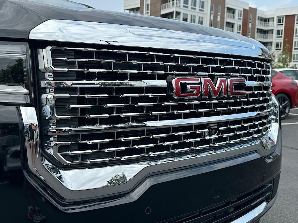used 2021 GMC Acadia car, priced at $28,563