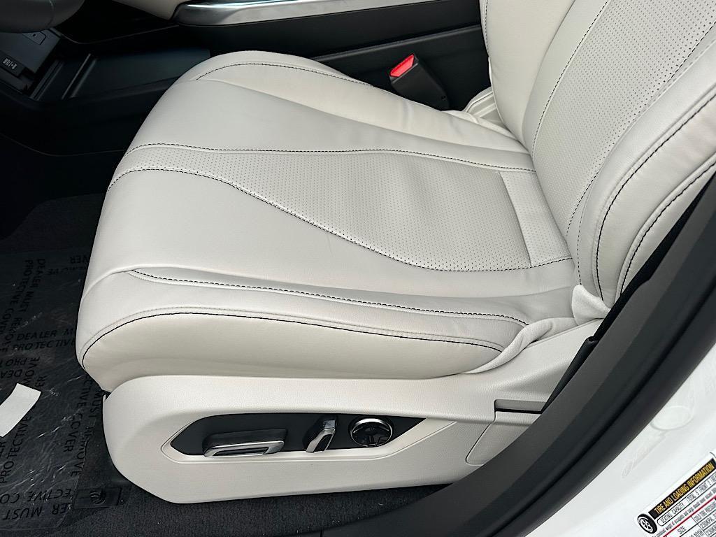 new 2025 Acura RDX car, priced at $49,250