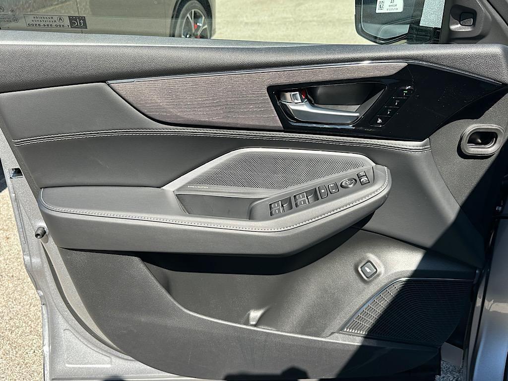 new 2026 Acura MDX car, priced at $68,250