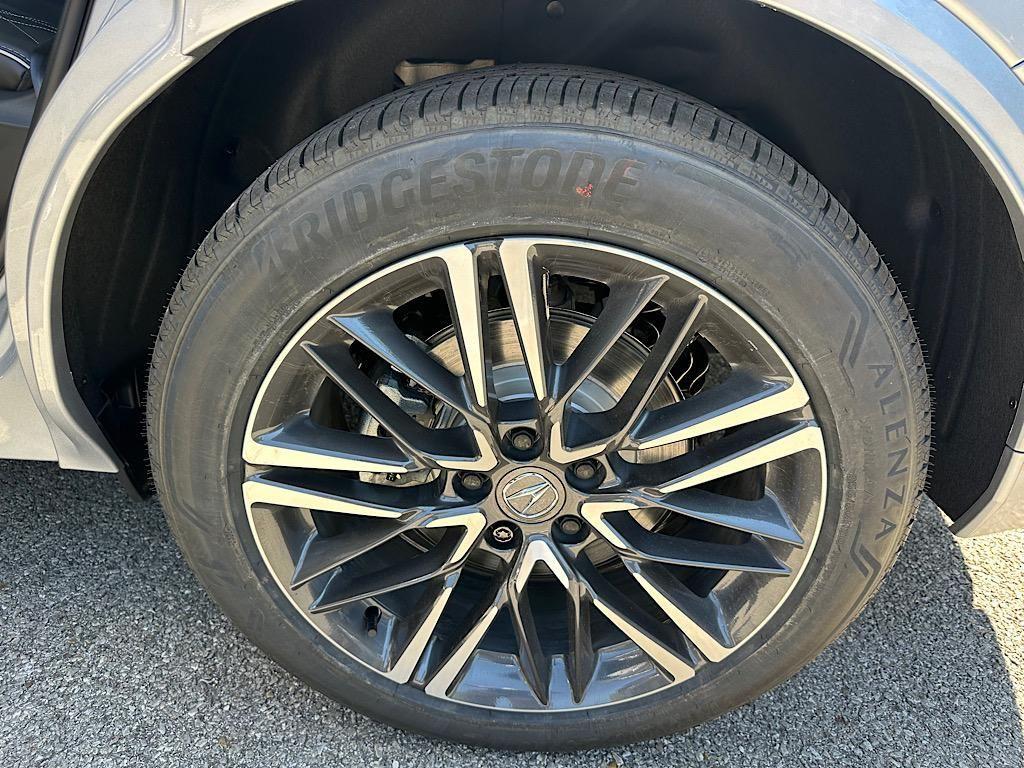 new 2026 Acura MDX car, priced at $68,250