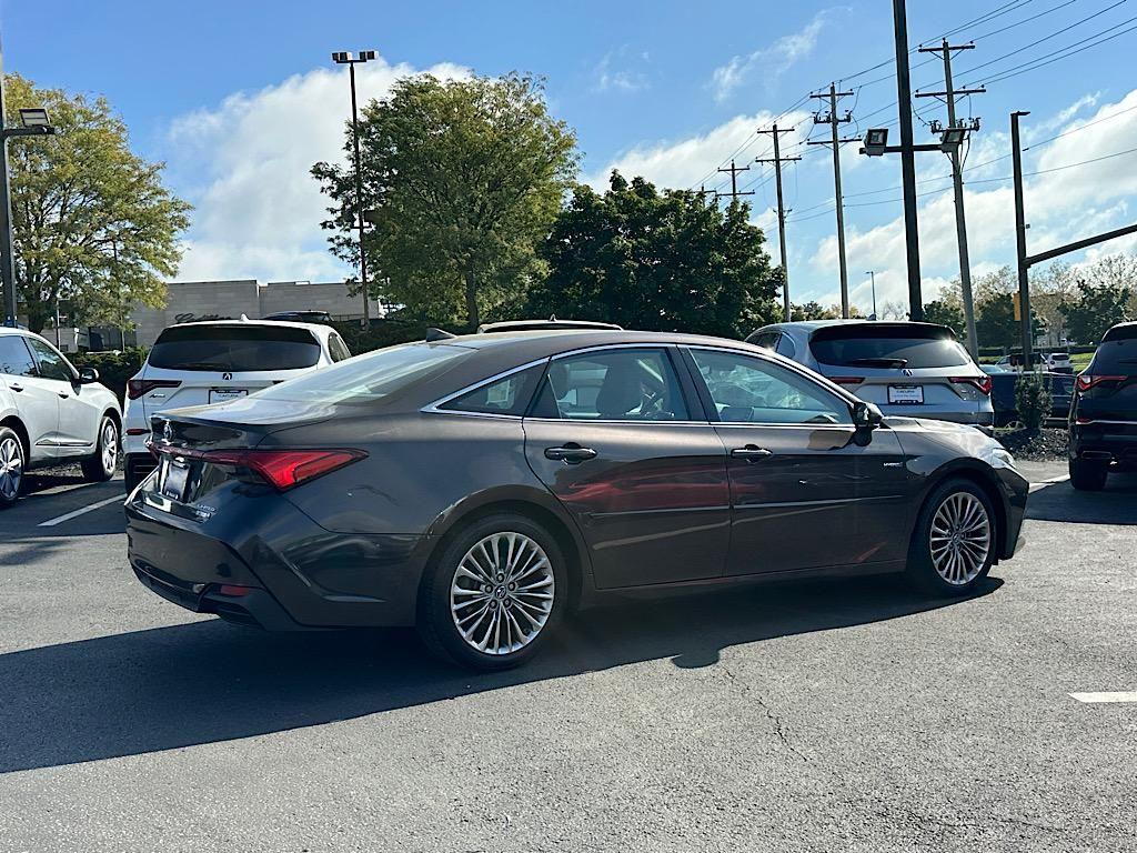 used 2019 Toyota Avalon Hybrid car, priced at $23,076