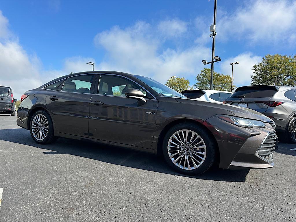 used 2019 Toyota Avalon Hybrid car, priced at $23,076
