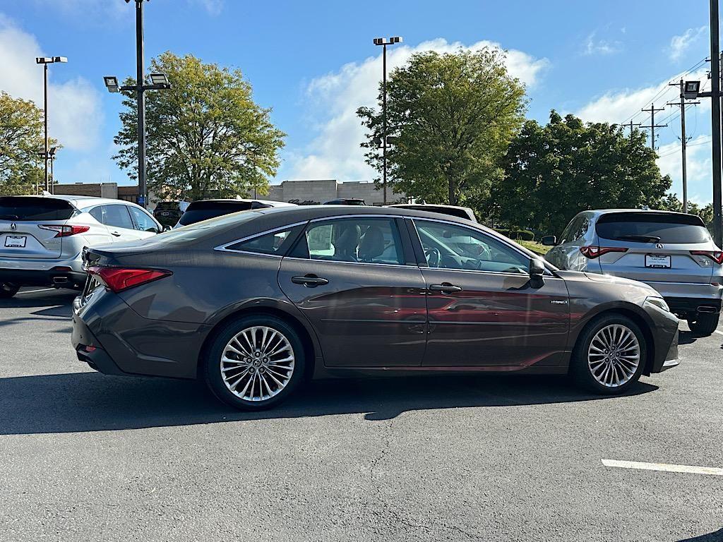 used 2019 Toyota Avalon Hybrid car, priced at $23,076