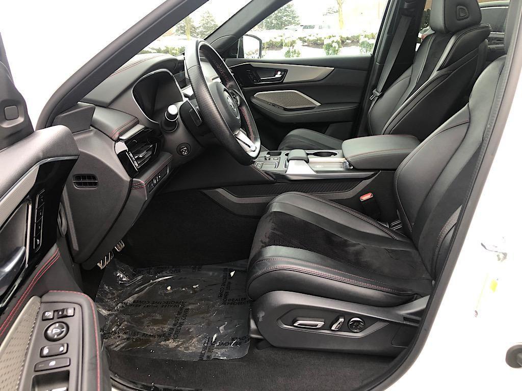 used 2023 Acura MDX car, priced at $42,661