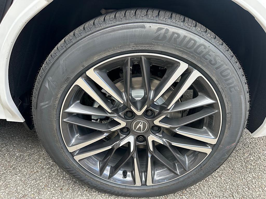 new 2026 Acura MDX car, priced at $68,850