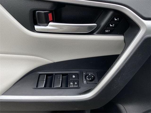 used 2020 Toyota RAV4 car, priced at $25,547