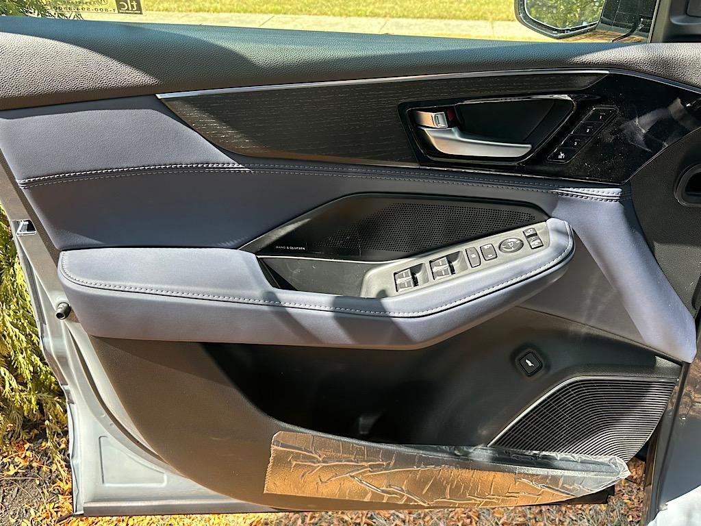 new 2026 Acura MDX car, priced at $77,800