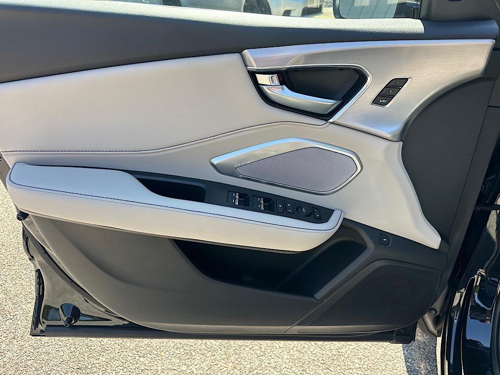 new 2025 Acura RDX car, priced at $49,250