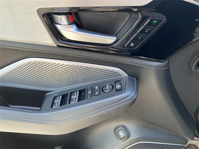 used 2025 Acura MDX car, priced at $49,677