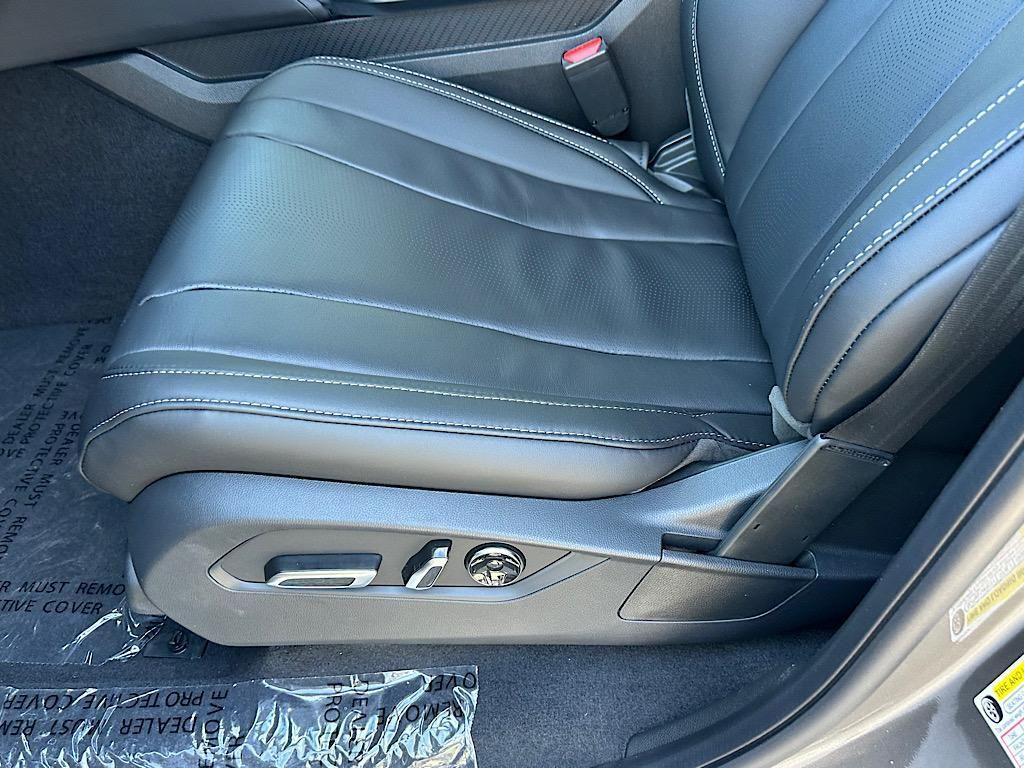 new 2026 Acura MDX car, priced at $61,350