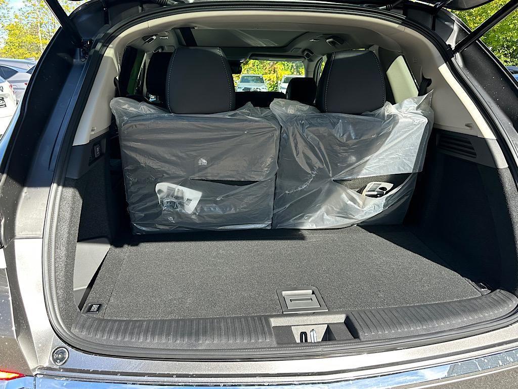 new 2026 Acura MDX car, priced at $61,350