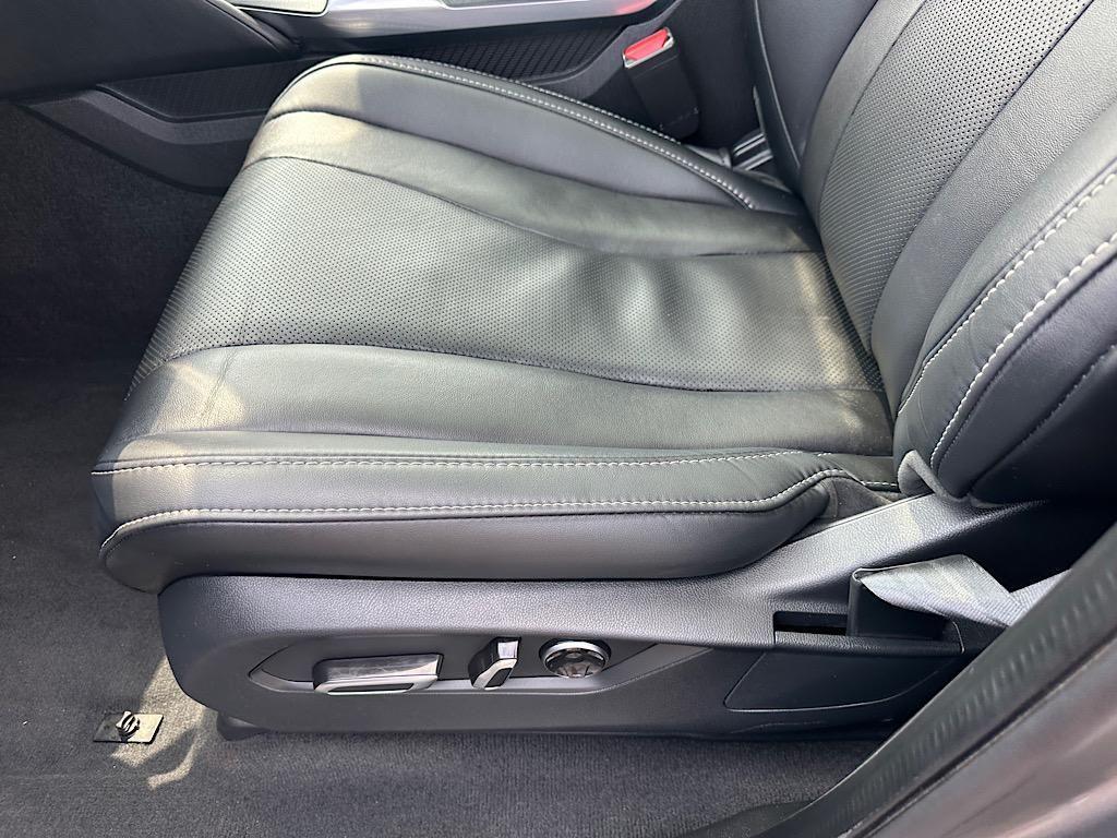 used 2023 Acura MDX car, priced at $42,279