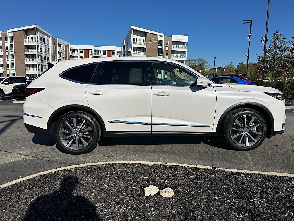 used 2025 Acura MDX car, priced at $49,481
