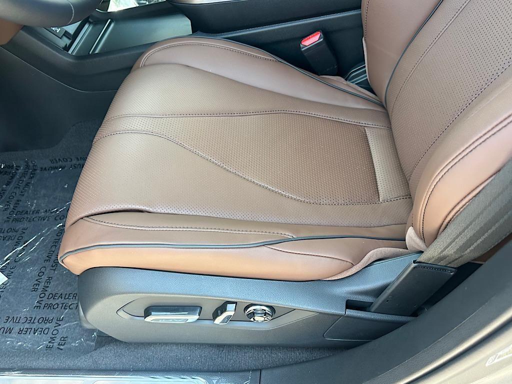 new 2025 Acura RDX car, priced at $54,400