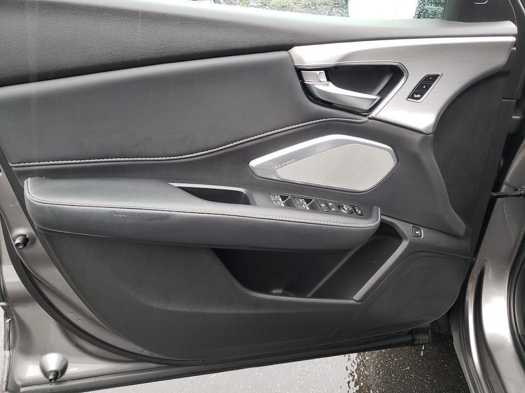 used 2022 Acura RDX car, priced at $33,761