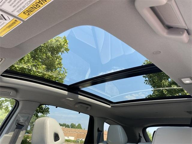 used 2023 Acura MDX car, priced at $42,999